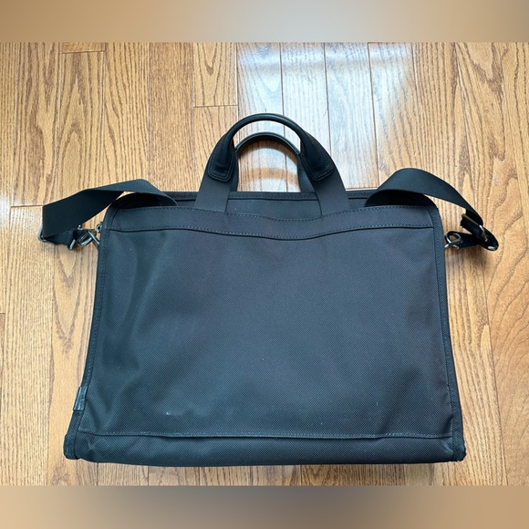 TUMI briefcase - Picture 2 of 2